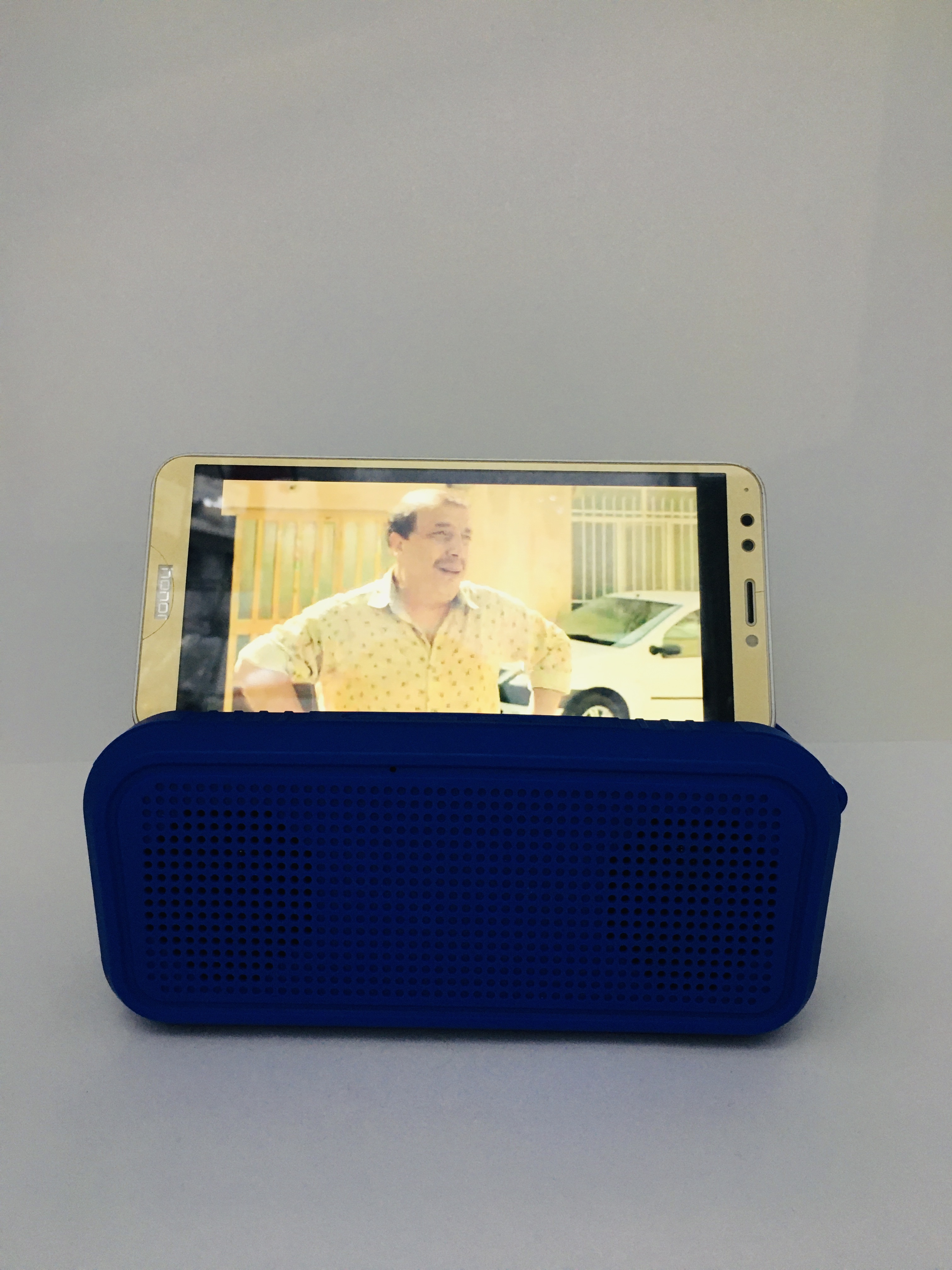 اسپیکر قابل حمل COLDYIR CY-2016Mکیفیت صدای بی نظیر و باتری قوی