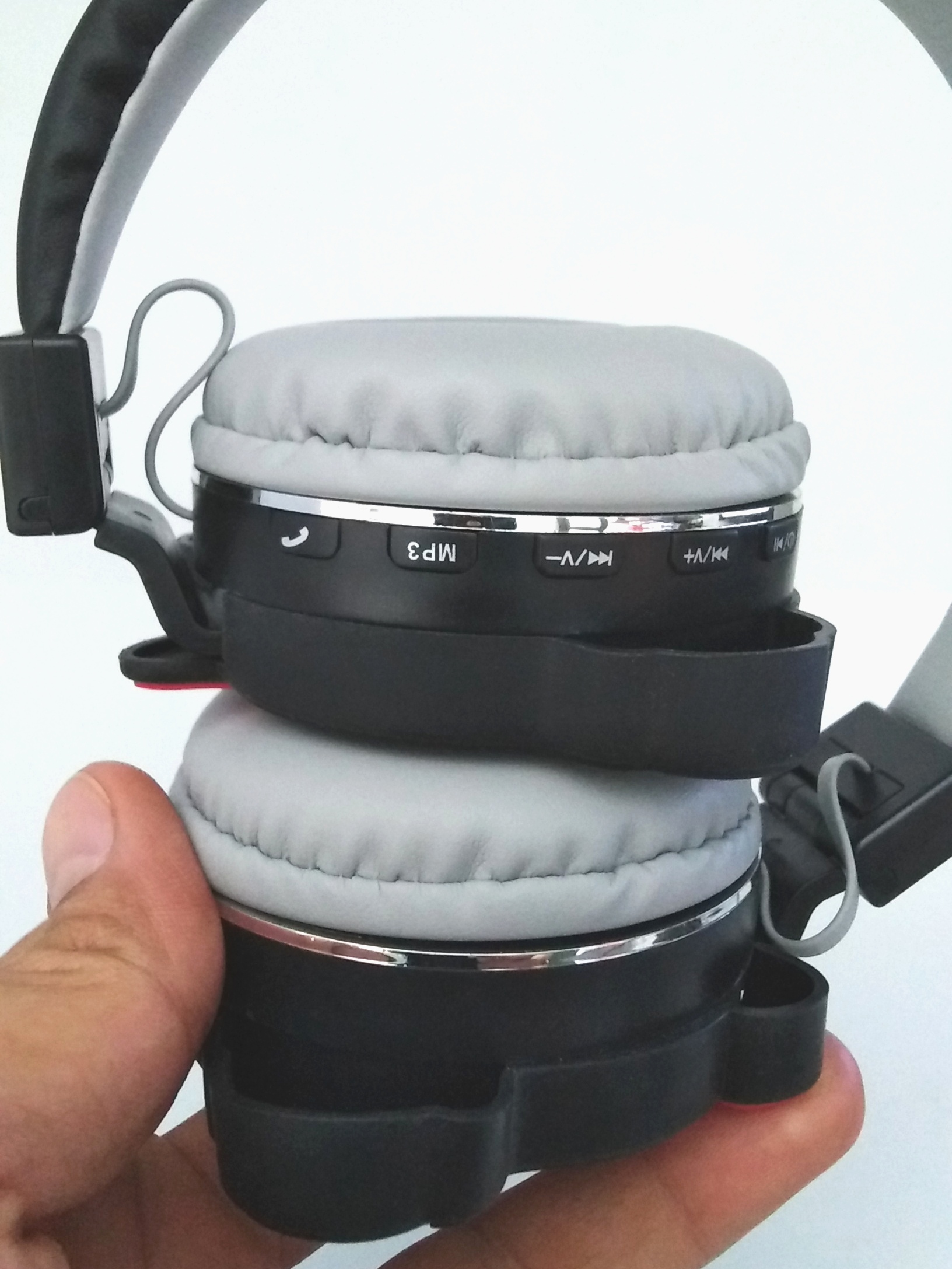 هدفون بی‌سیم دخترانه آلیس در سرزمین عجایب مدل AH-806Z1 | سبک، شیک و فانتزی